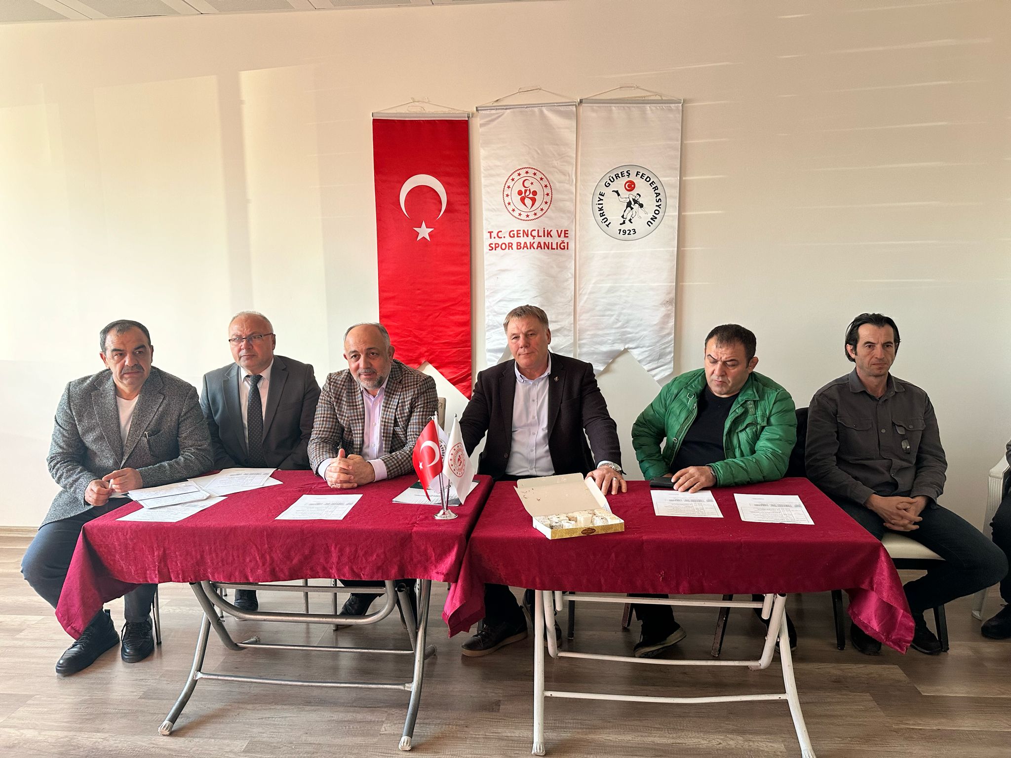 U-17 Yıldız Erkekler Serbest Güreş Türkiye Şampiyonası Başlıyor