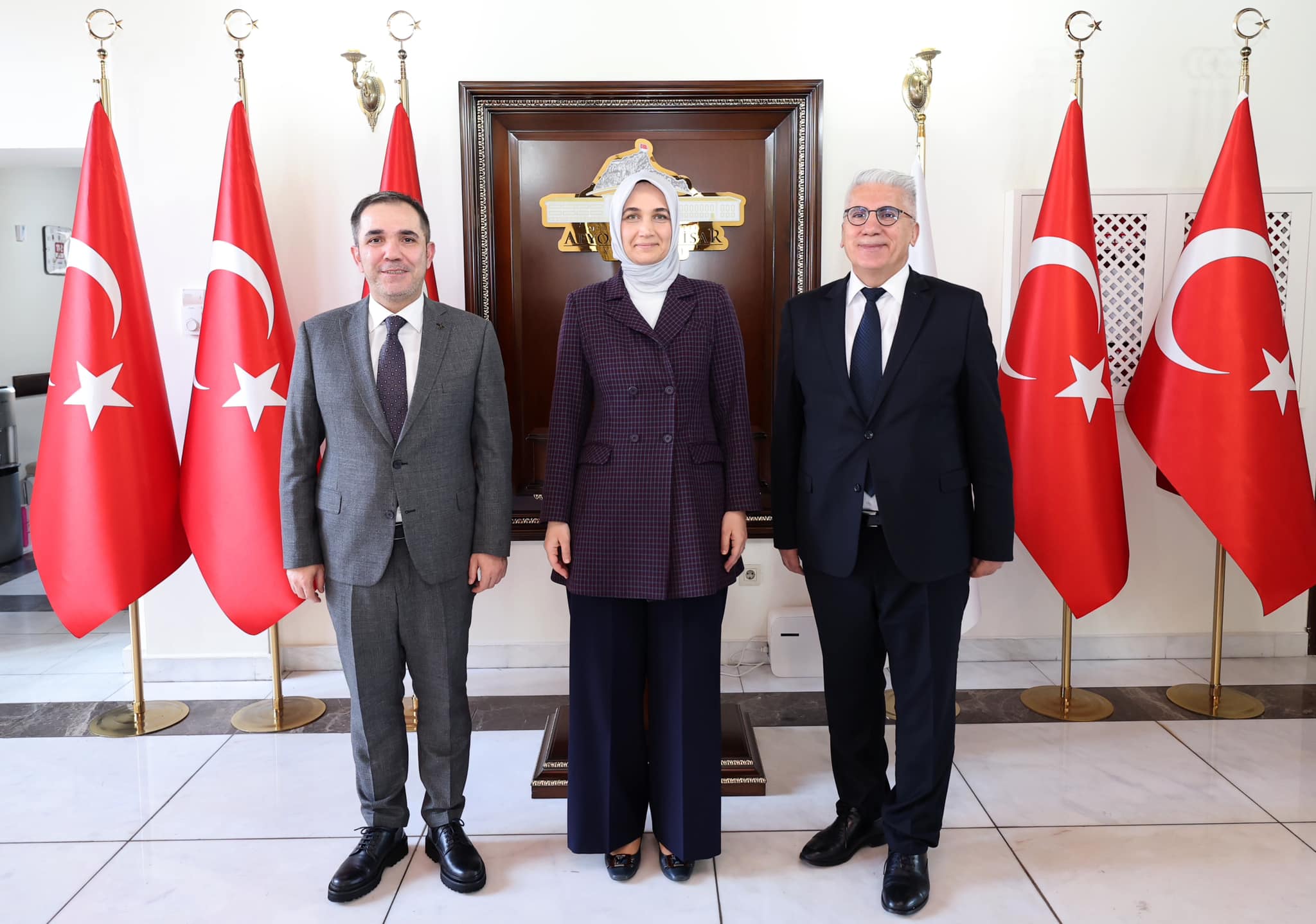 BASIN İLAN KURULU ÜYELERİNDEN VALİ YİĞİTBAŞI'NA ZİYARET