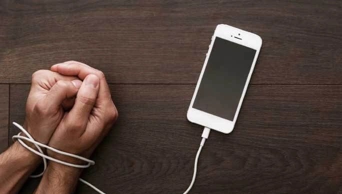 Telefon bağımlılığından kurtulma yolları: O davranışa dikkat: Uyarı işareti olabilir