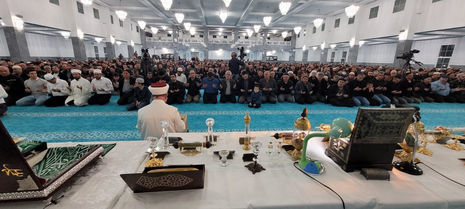 Afyon'da Camiler Doldu Taştı Müftülük Program Düzenledi