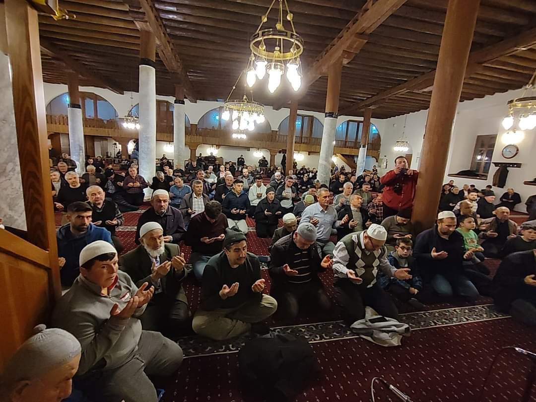 Afyonkarahisar’da Berat Kandili dualarla idrak edildi