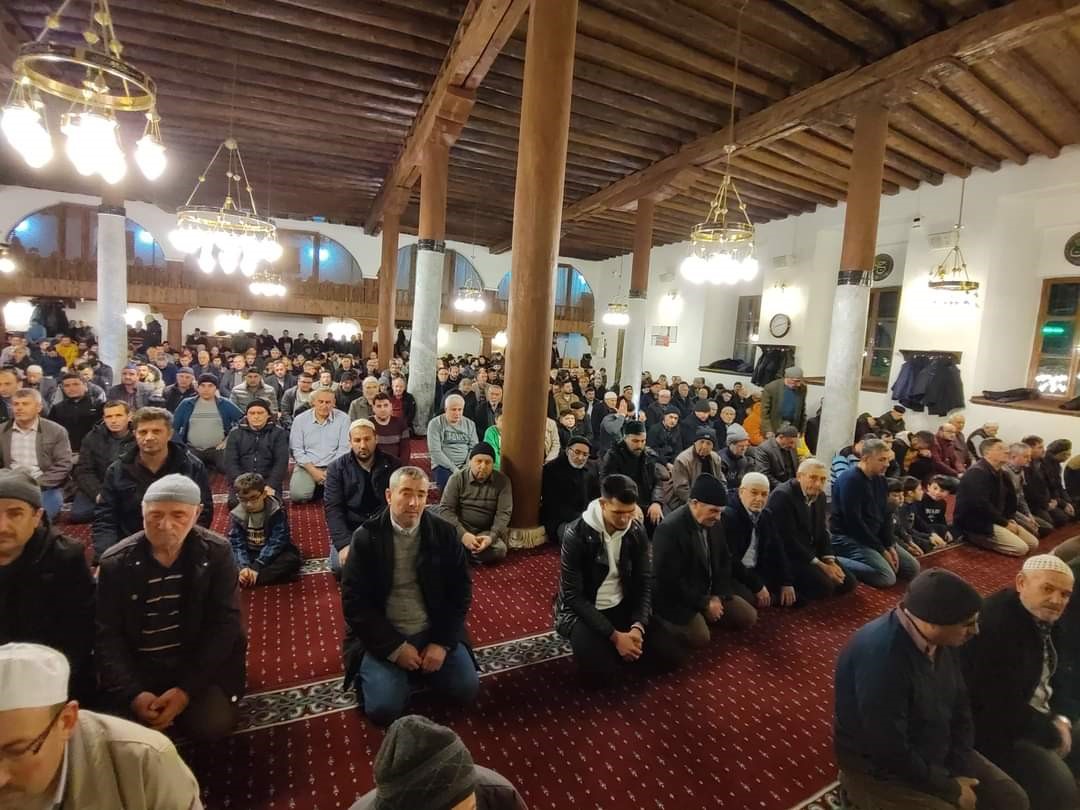 Afyonkarahisar’da Berat Kandili dualarla idrak edildi