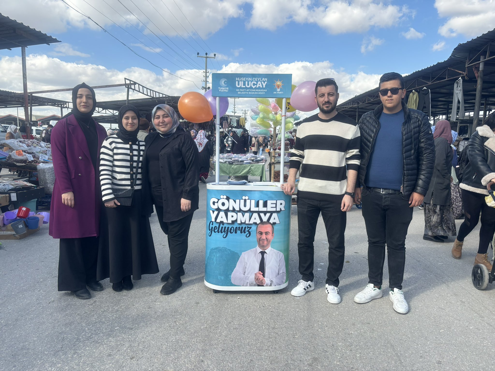 AK Gençlik Uluçay'ın Yanında