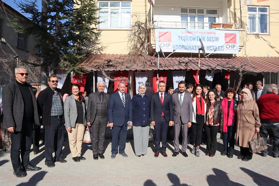 CHP'li Erhan Yeşilçiftlikte Açılışa Katıldı