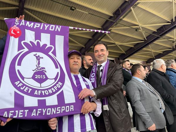 Şehrinin Takımına Tribünden Destek Verdi