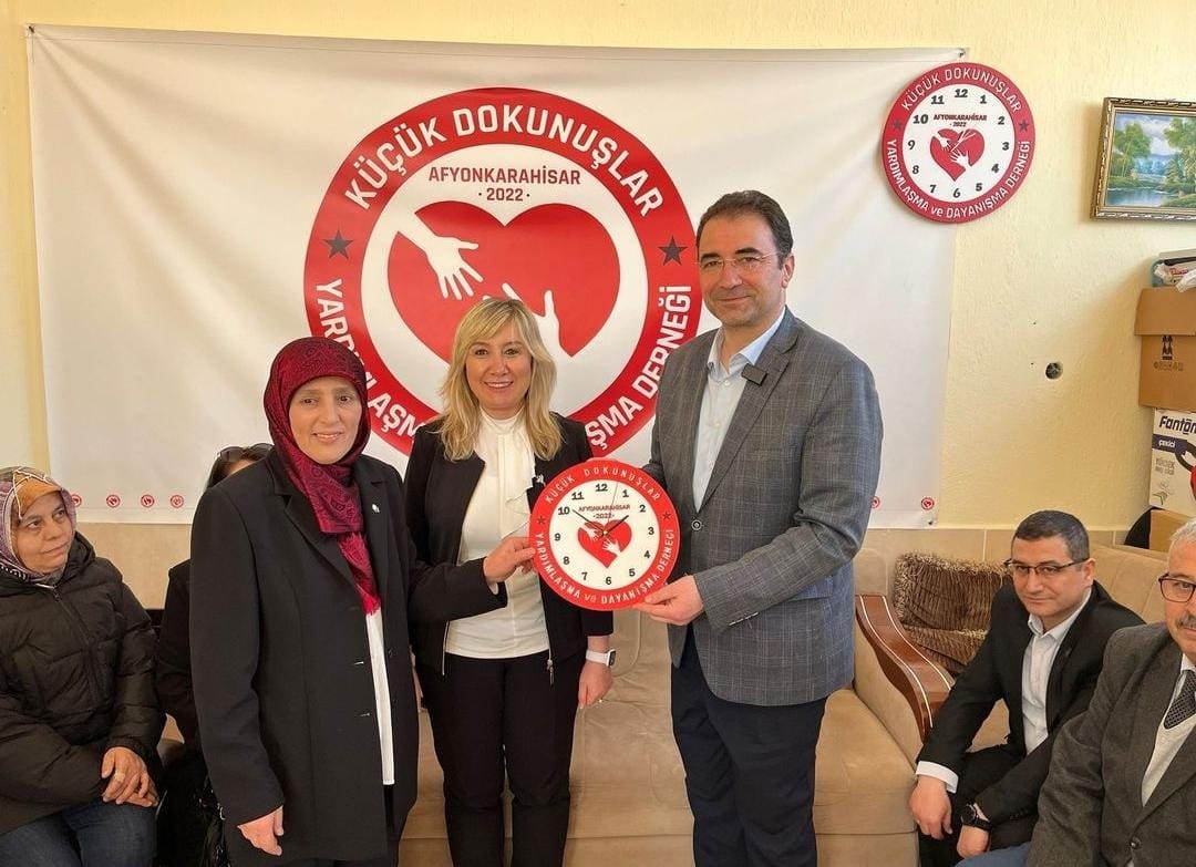 MHP'li Küçükkurt'un Gündemi Dernek Ziyaretleri Oldu