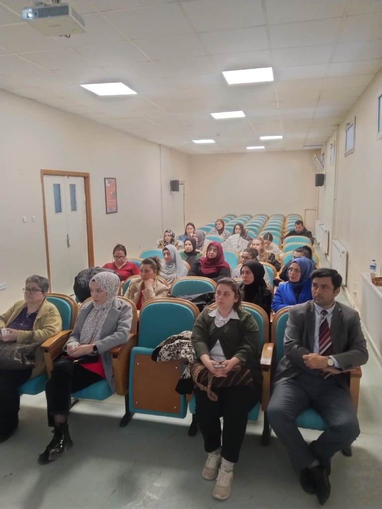 RİSKLİ GEBELİKLER TOPLANTISI YAPILDI