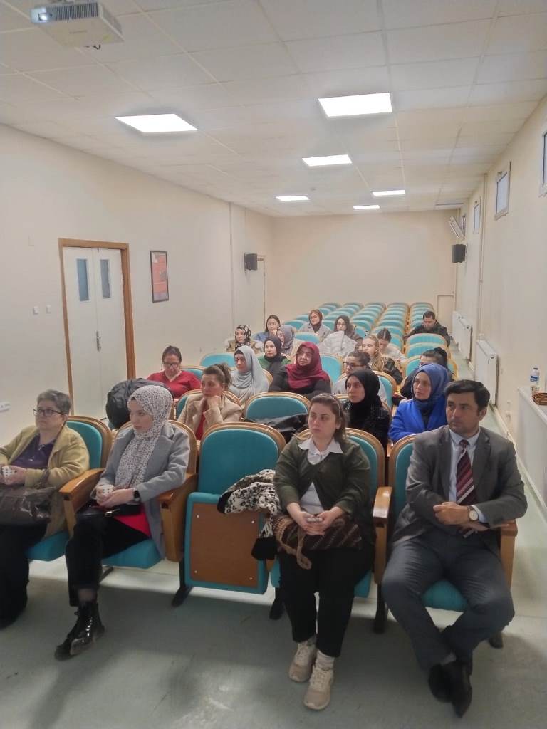 RİSKLİ GEBELİKLER TOPLANTISI YAPILDI