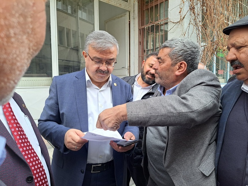 AK PARTİ MİLLETVEKİLİ YURDUNUSEVEN, İSCEHİSAR ESNAFINI ZİYARET ETTİ