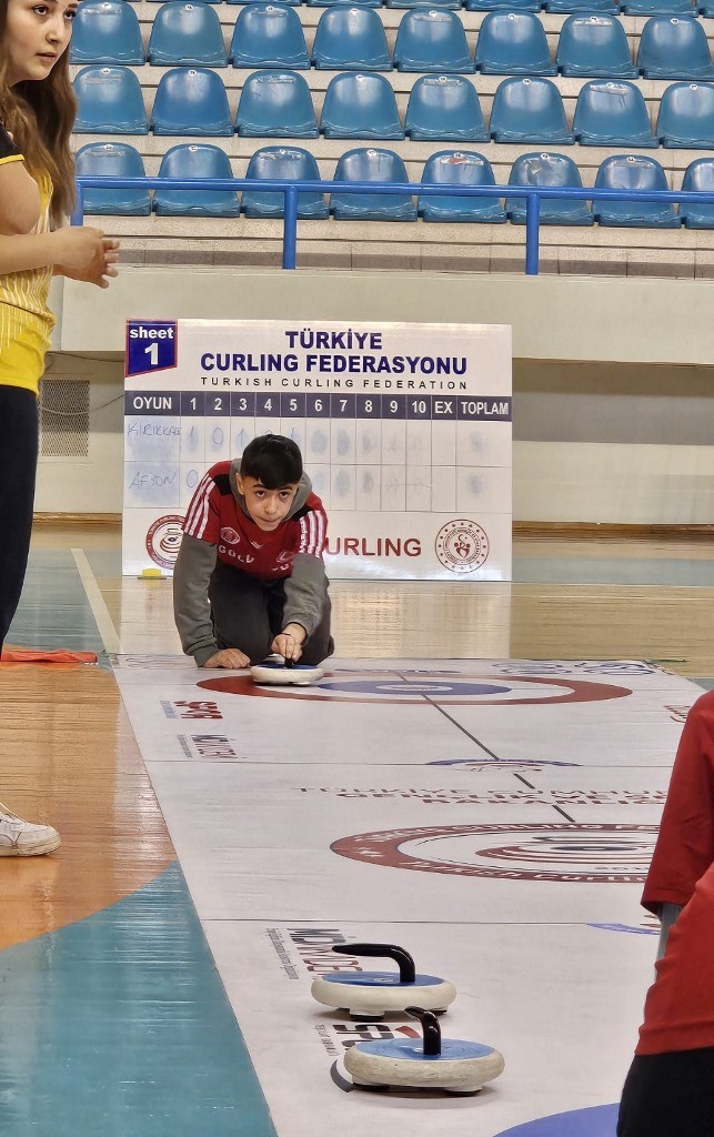 ÇAY İMAMHATİP ORTAOKULU TÜRKİYE ŞAMPİYONASI'NA GİDİYOR!
