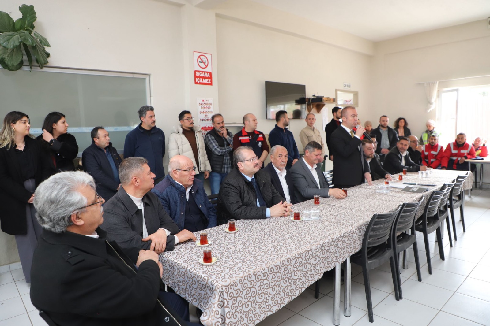 YENİ EVLENECEK BELEDİYE PERSONELİNE 100 BİN TL NAKDİ DESTEK VERECEĞİZ”