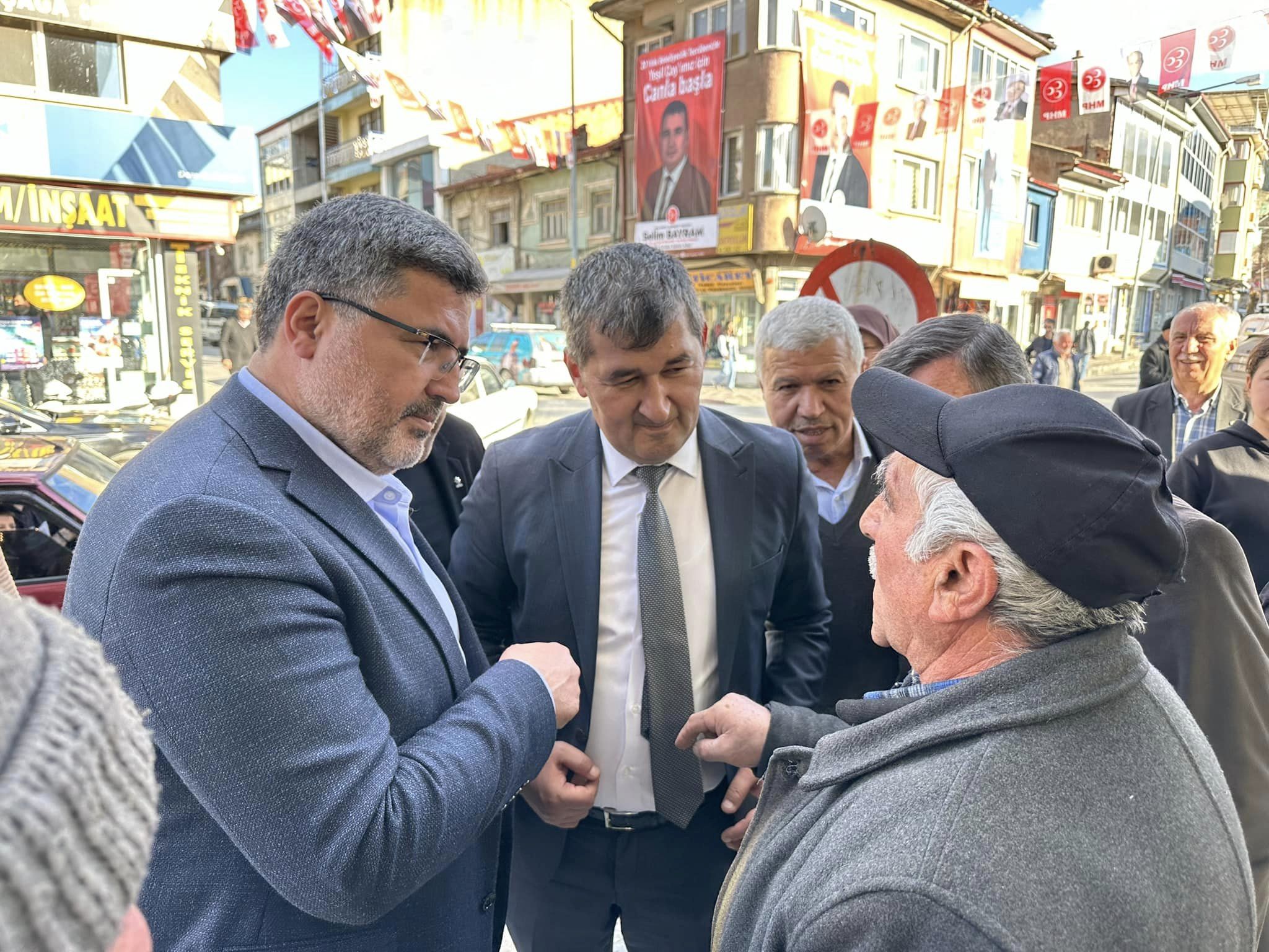AK Partili Özkaya Çay İlçesini Ziyaret Etti
