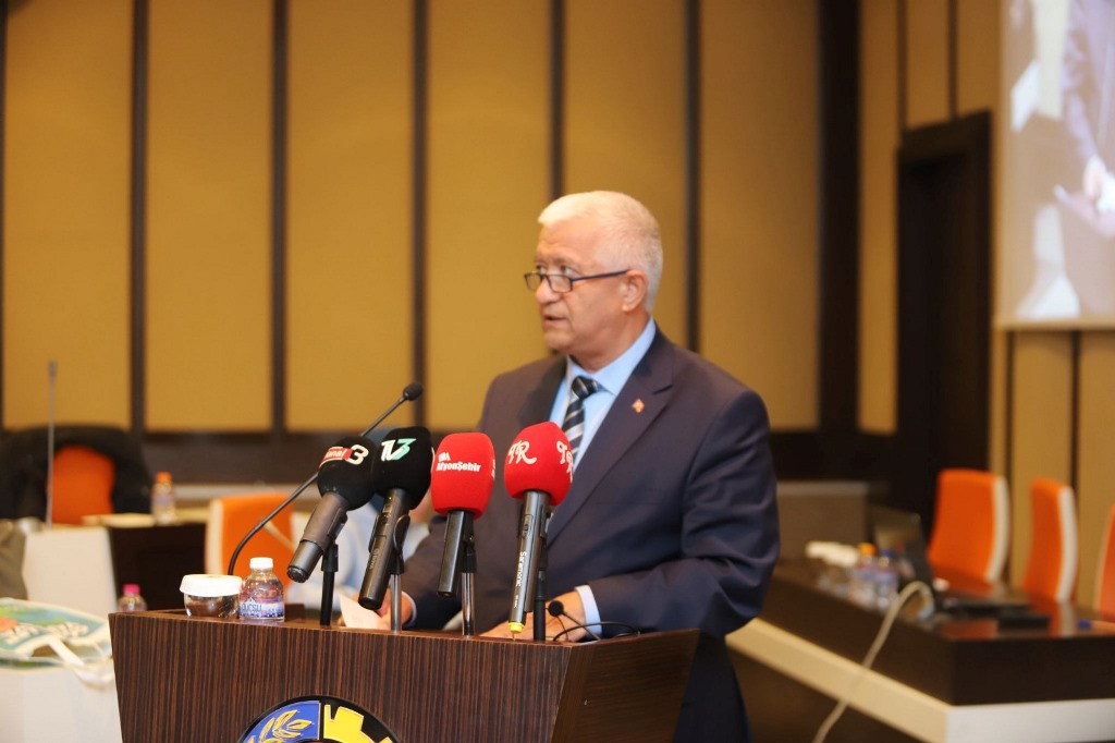 "DAHA GÜÇLÜ BİR AFYONKARAHİSAR İNŞAA EDECEĞİZ"