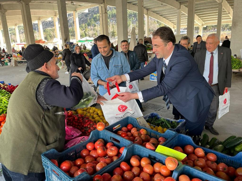 "AFYON'UN SORUNLARINI HEP BİRLİKTE ÇÖZECEĞİZ"