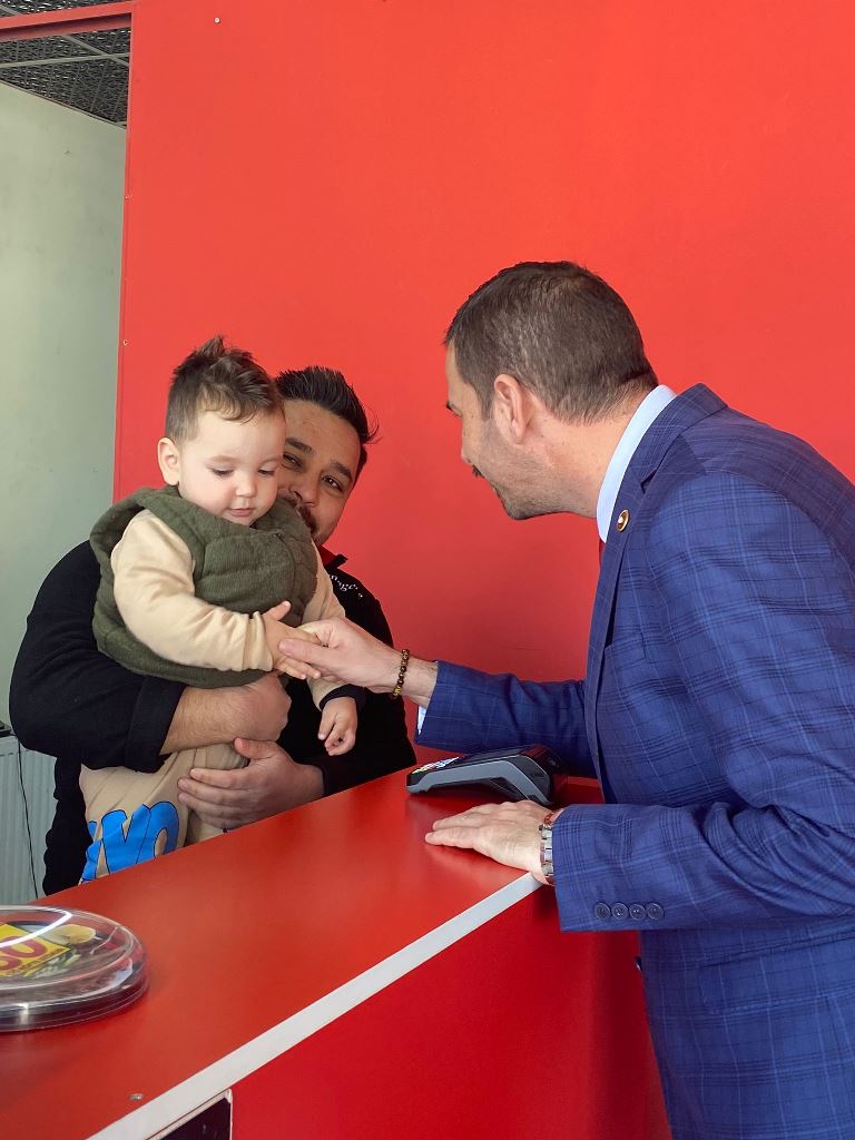 "SELÇUKLU MAHALLESİNİN SORUNLARINI BEN ÇÖZERİM"