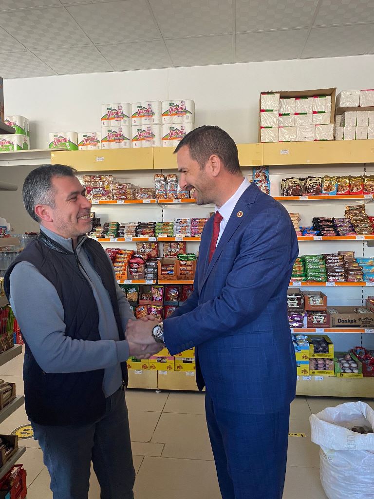 "SELÇUKLU MAHALLESİNİN SORUNLARINI BEN ÇÖZERİM"