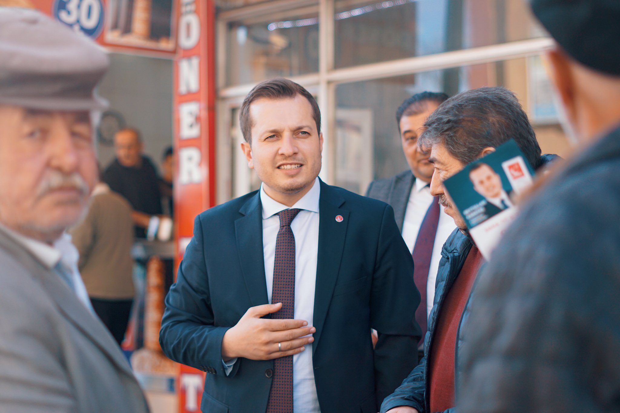 Saadet Partili Karataş Gazlıgöl Caddesi'ni Ziyaret Etti