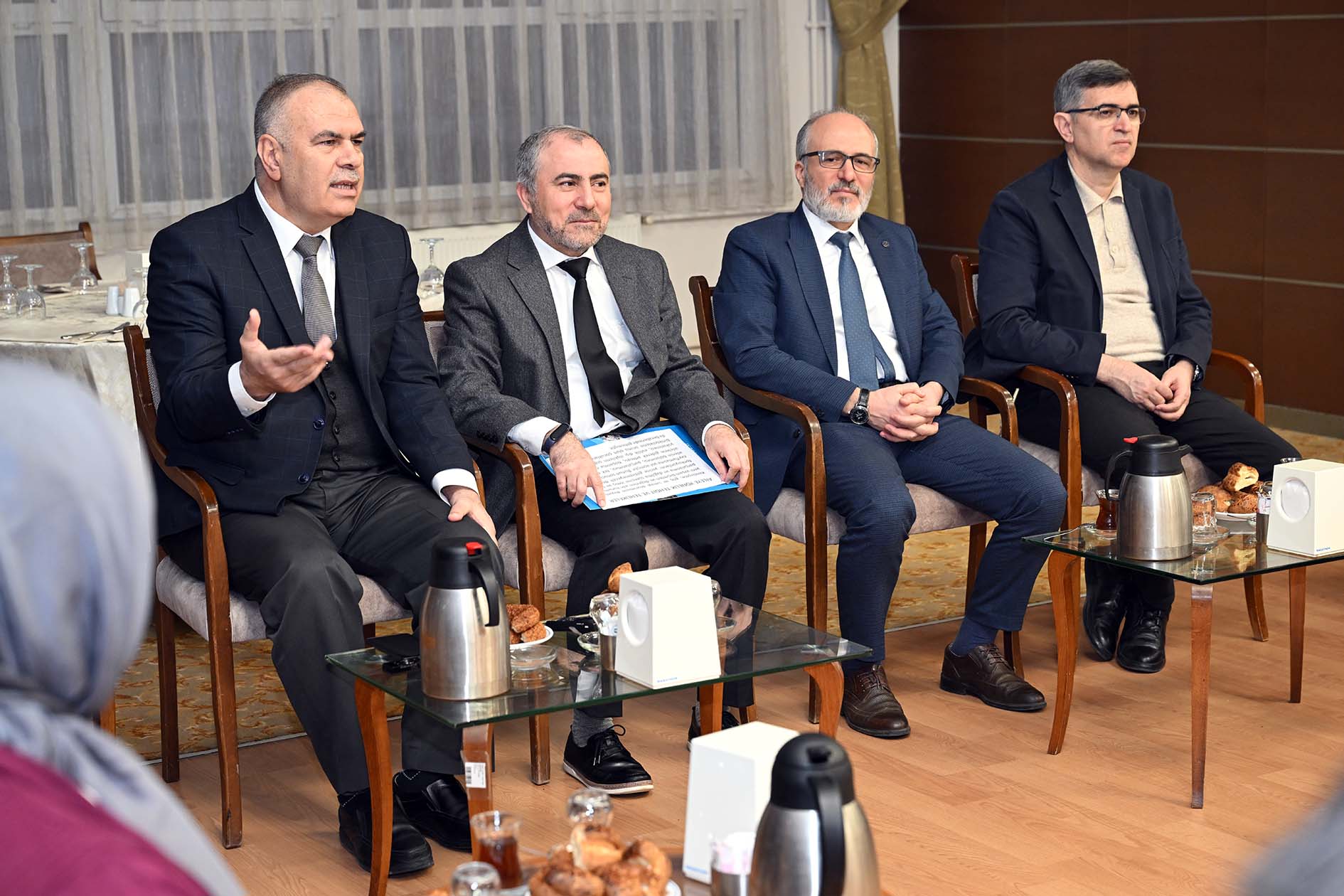 Çarşamba Sabah Toplantısında “Aileye Yönelik Tehditler” Değerlendirildi
