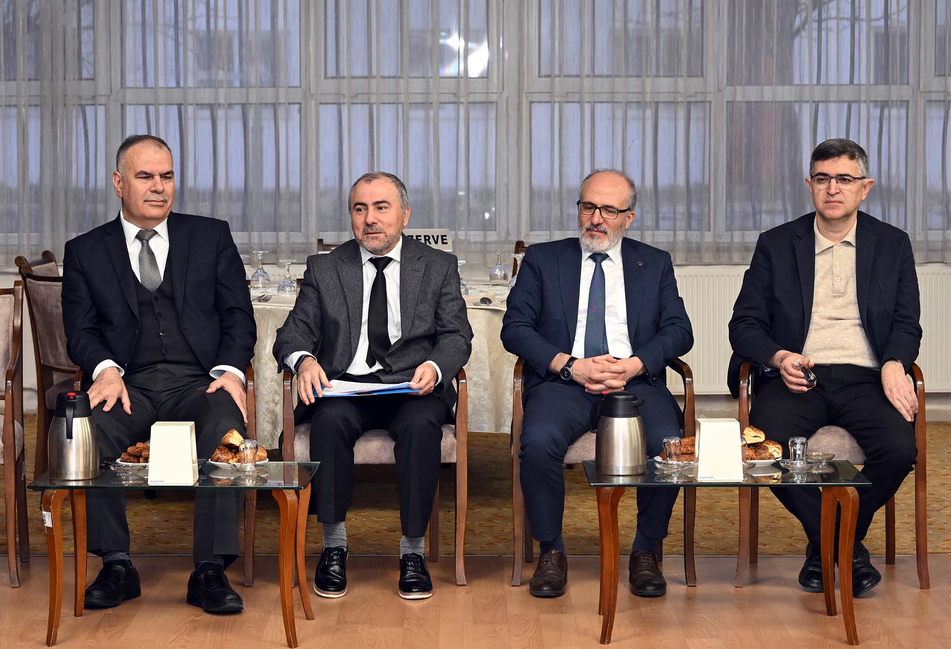Çarşamba Sabah Toplantısında “Aileye Yönelik Tehditler” Değerlendirildi