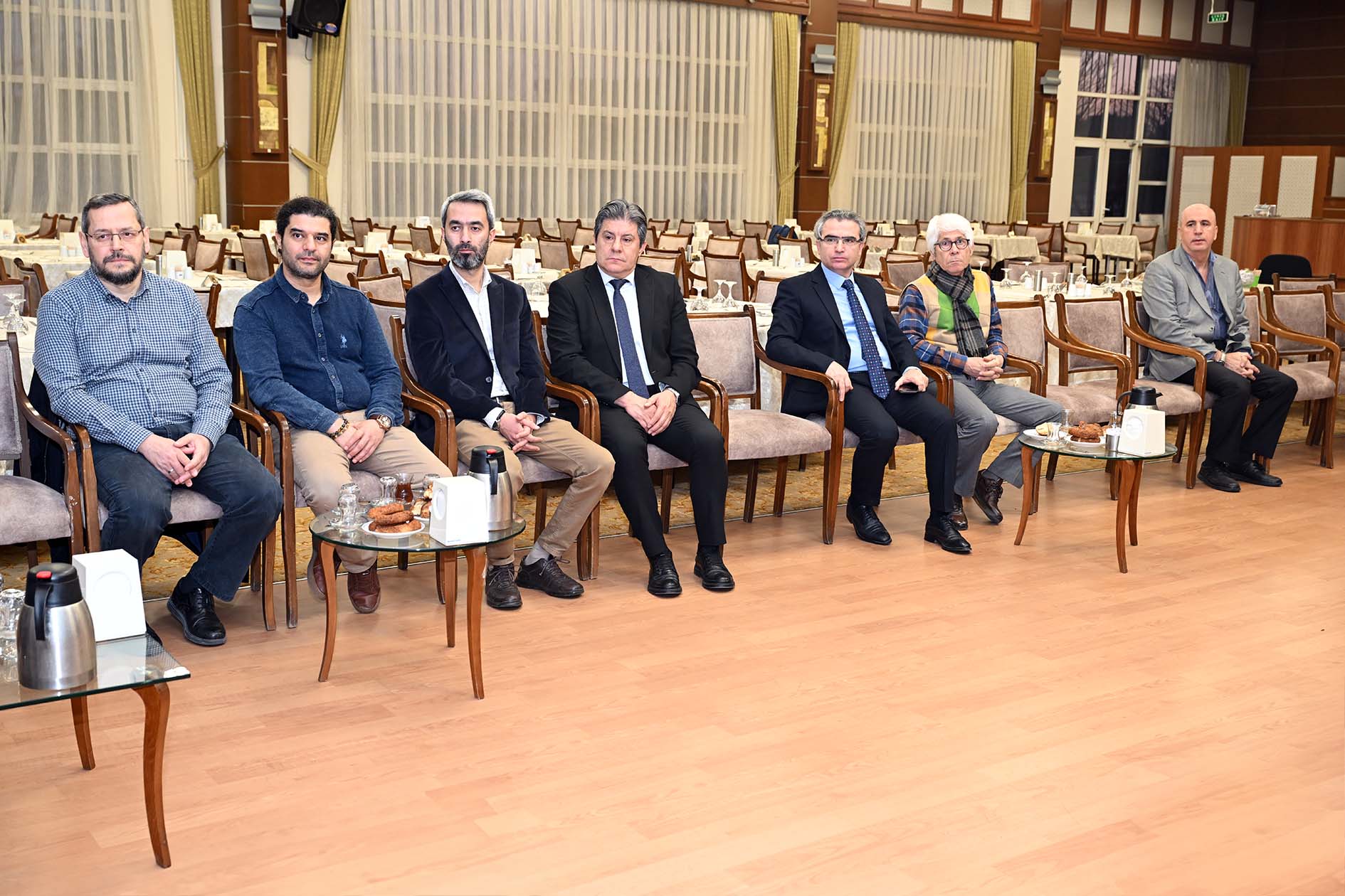 Çarşamba Sabah Toplantısında “Aileye Yönelik Tehditler” Değerlendirildi