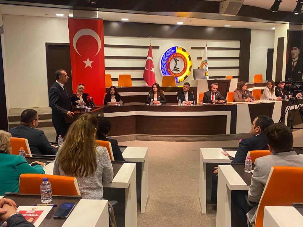 BURCU KÖKSAL PROJELERİNİ SIRALADI