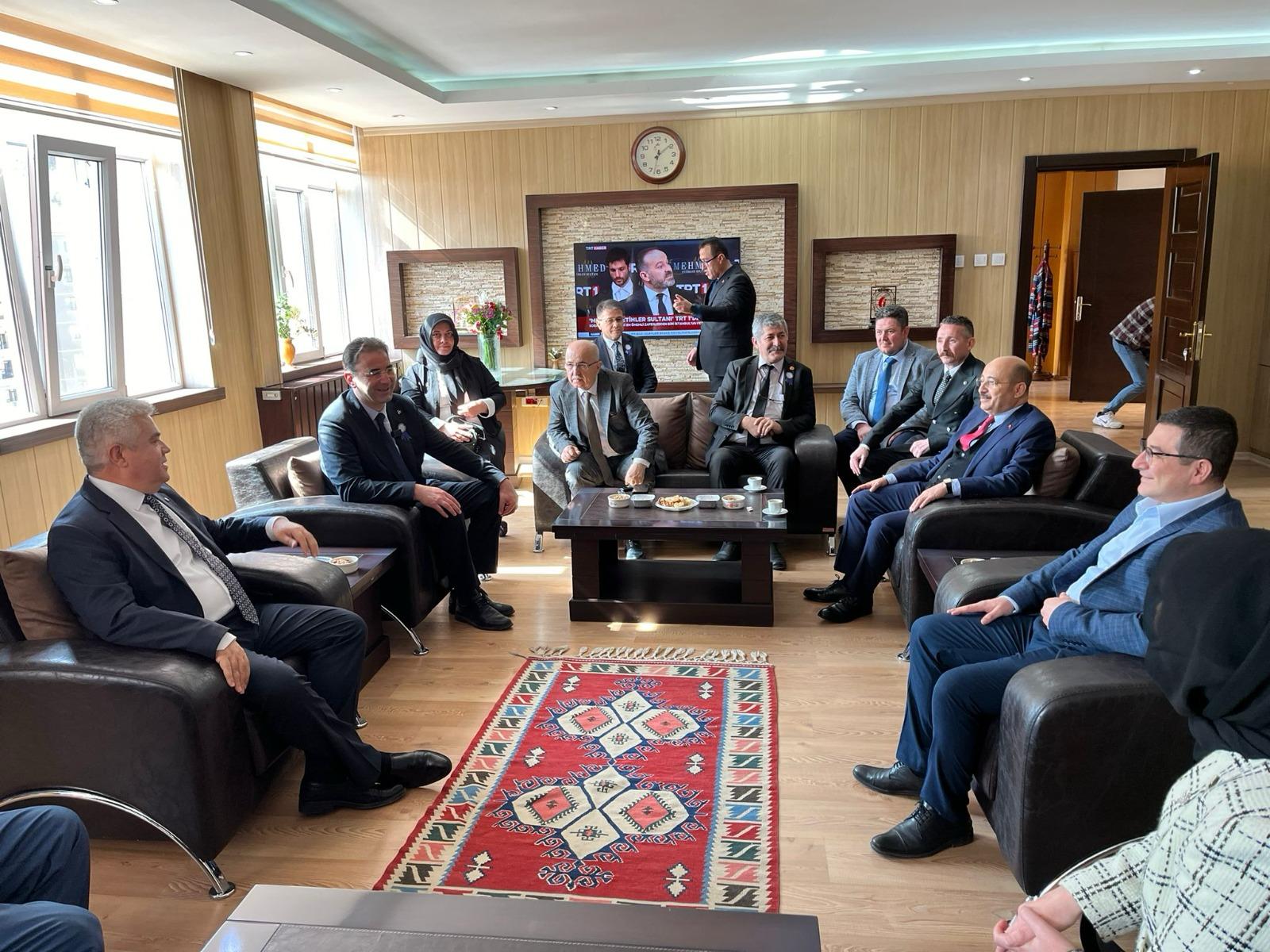 KÜÇÜKKURT, "AFYON'UN KRONİKLEŞEN SORUNLARINI ÇÖZECEĞİZ"
