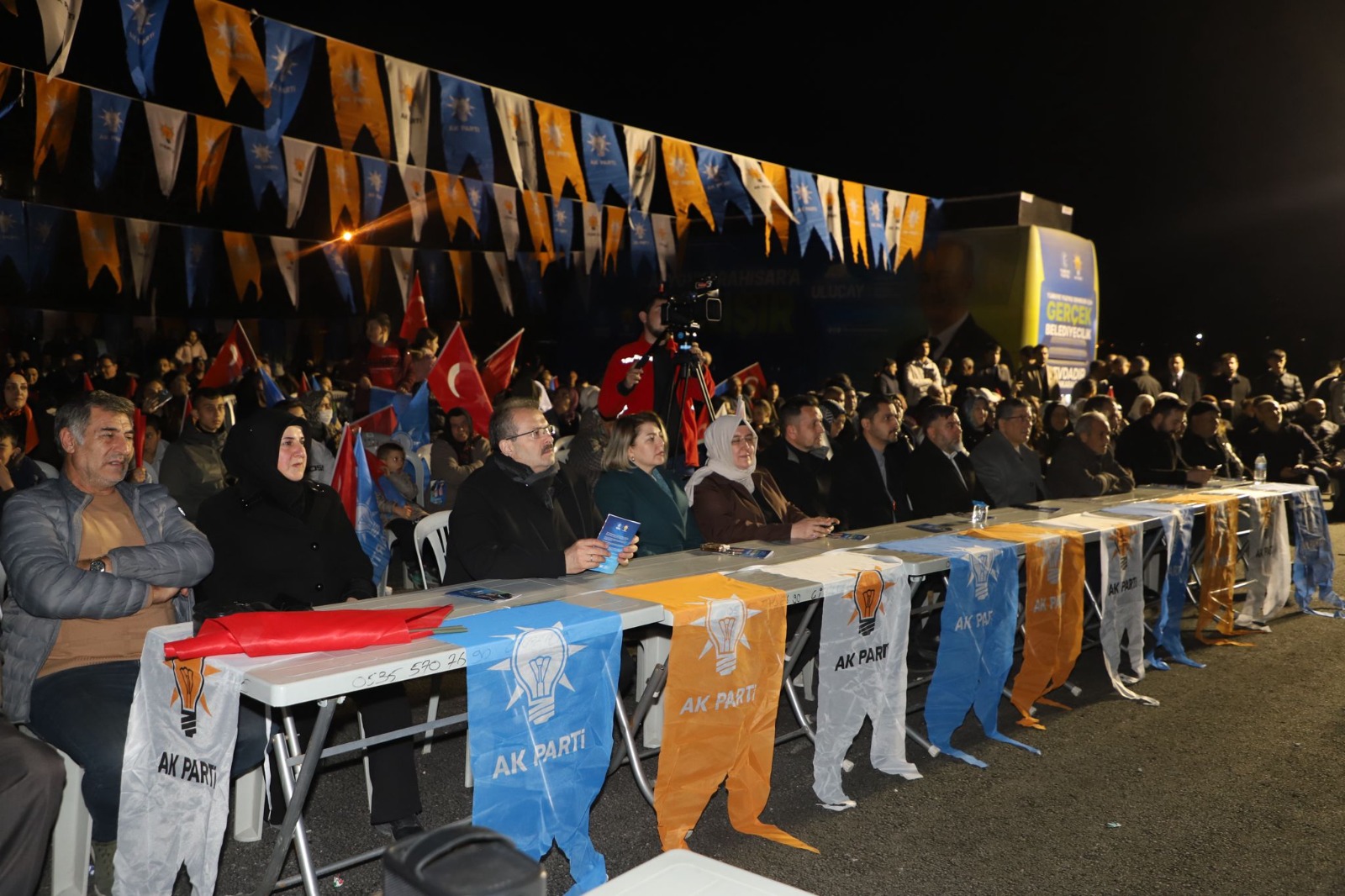 BAŞKAN ULUÇAY'DAN TAM DONANIMLI DEVLET HASTANESİ SÖZÜ