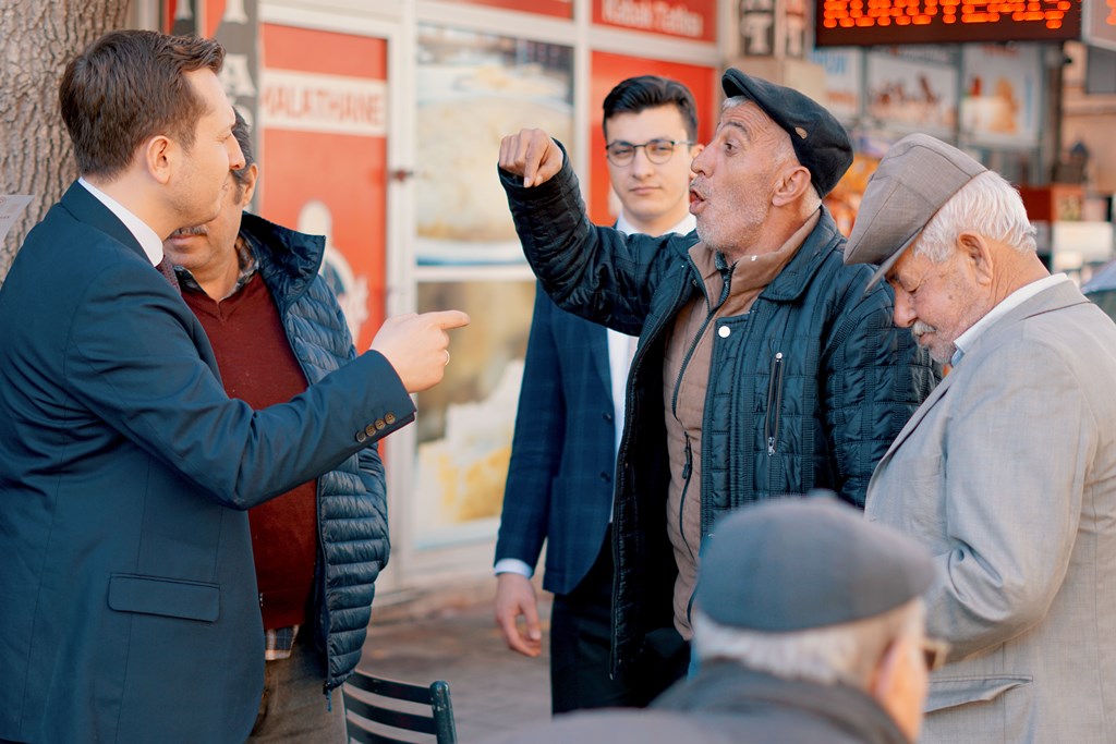 "YAŞANABİLİR BİR AFYONKARAHİSAR VAAT EDİYORUZ"
