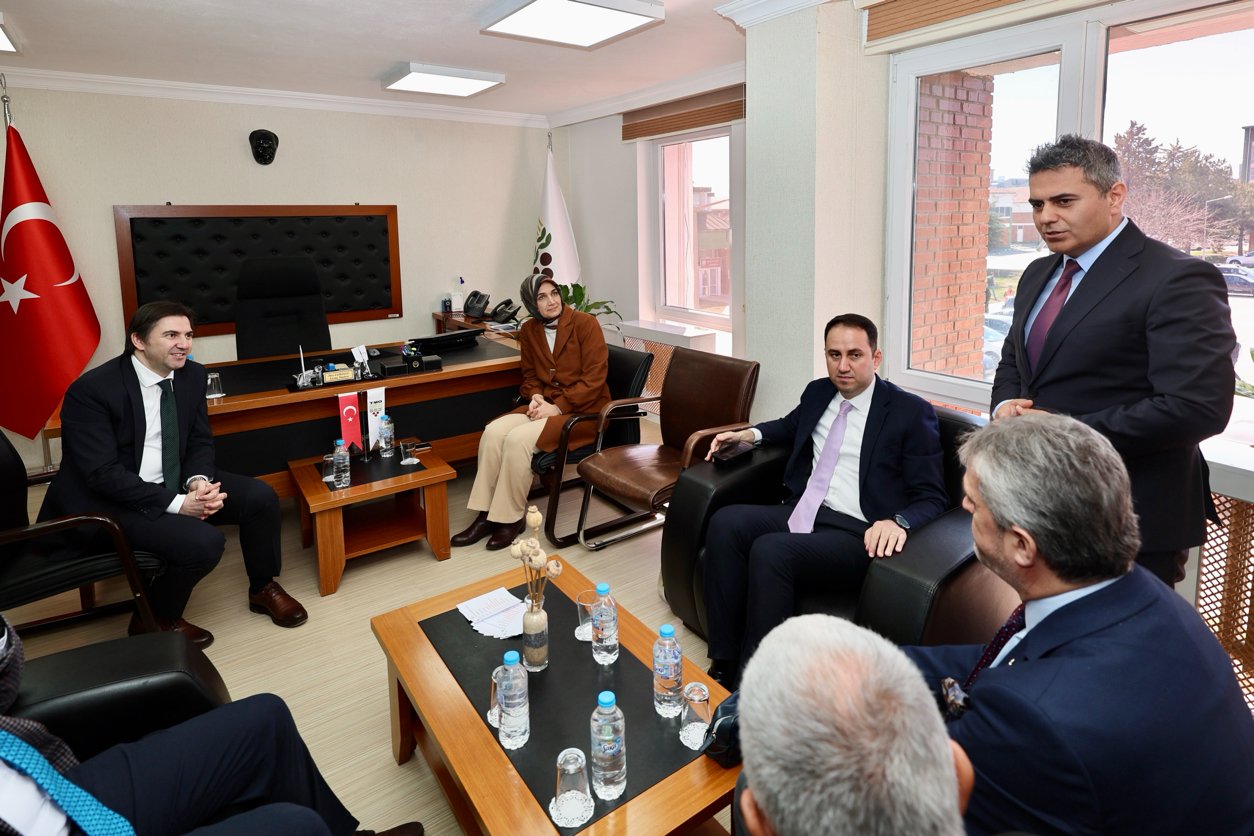DÜNYADA TEK TMO ALKALOİD FABRİKASI VE GES TESİSİ AFYON'DA KURULDU