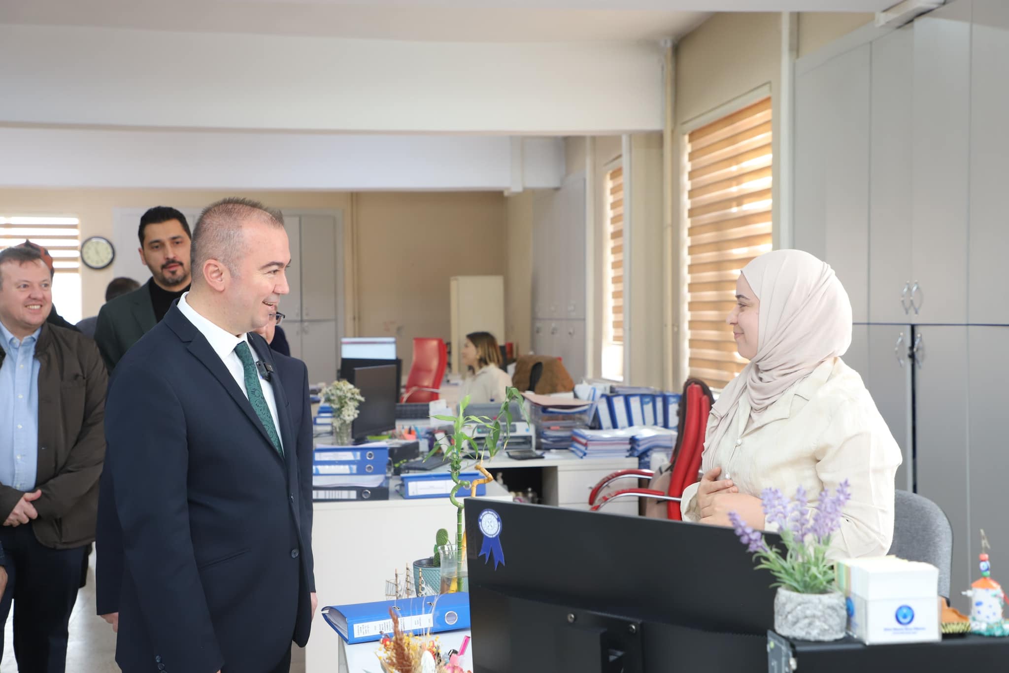 Muhasebe Haftası Kapsamında Uluçay  Vergi dairesini ziyaret etti