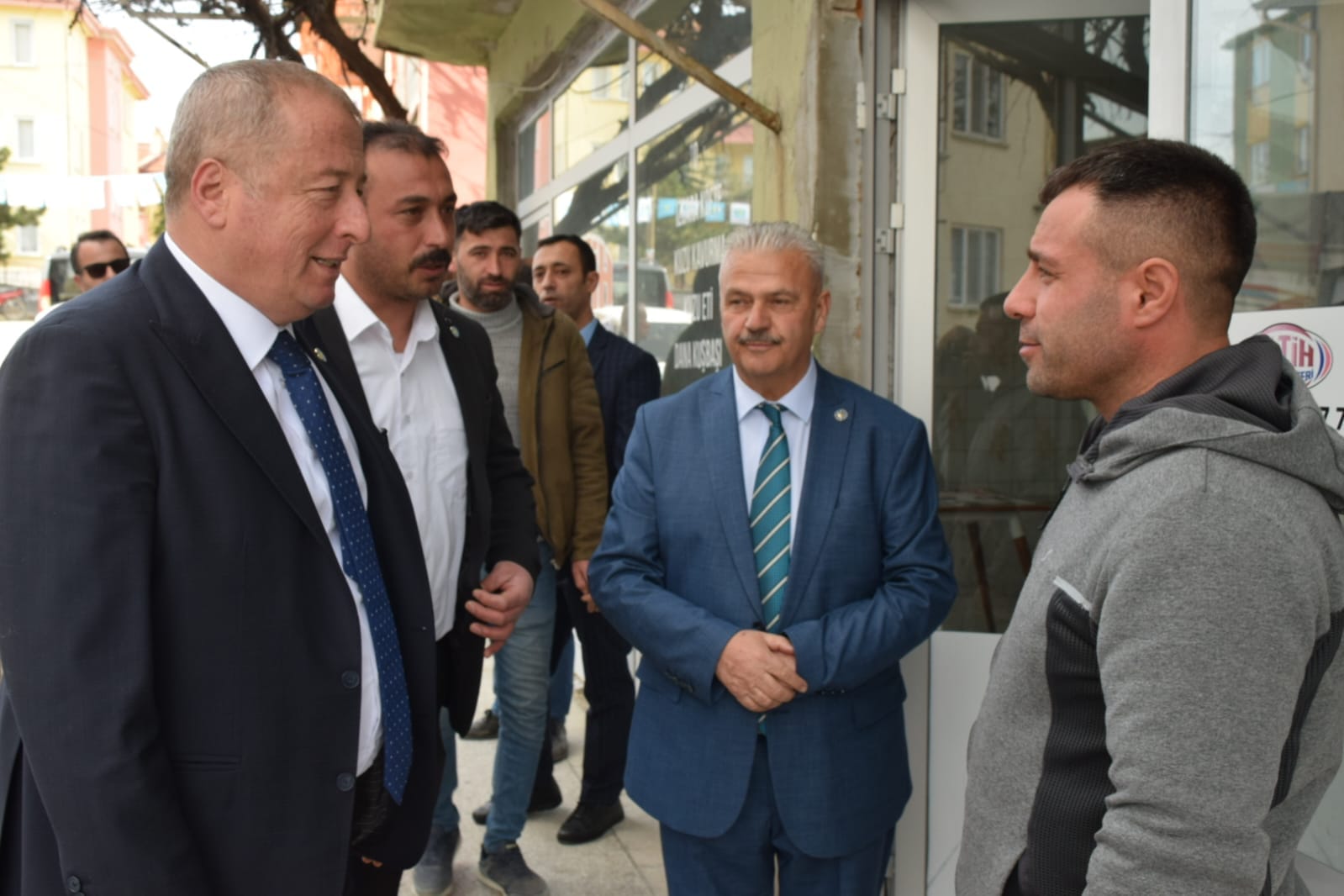 İYİ Parti  Milletvekili Olgun'dan Bayat'a söz