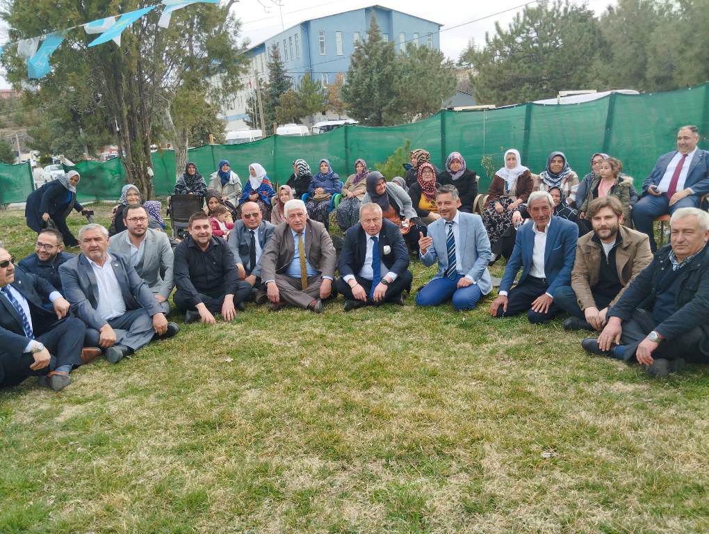 İYİ PARTİ İSCEHİSAR'DA SKM AÇILIŞI YAPTI