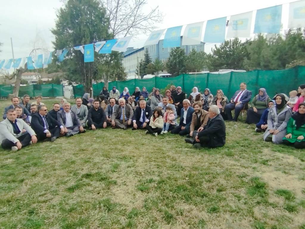 İYİ PARTİ İSCEHİSAR'DA SKM AÇILIŞI YAPTI