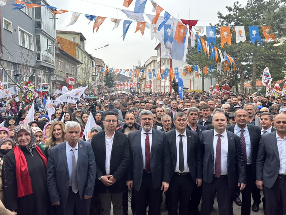ÖZKAYA, " AFYON'A DOĞALGAZ AK PARTİ İLE GELDİ"