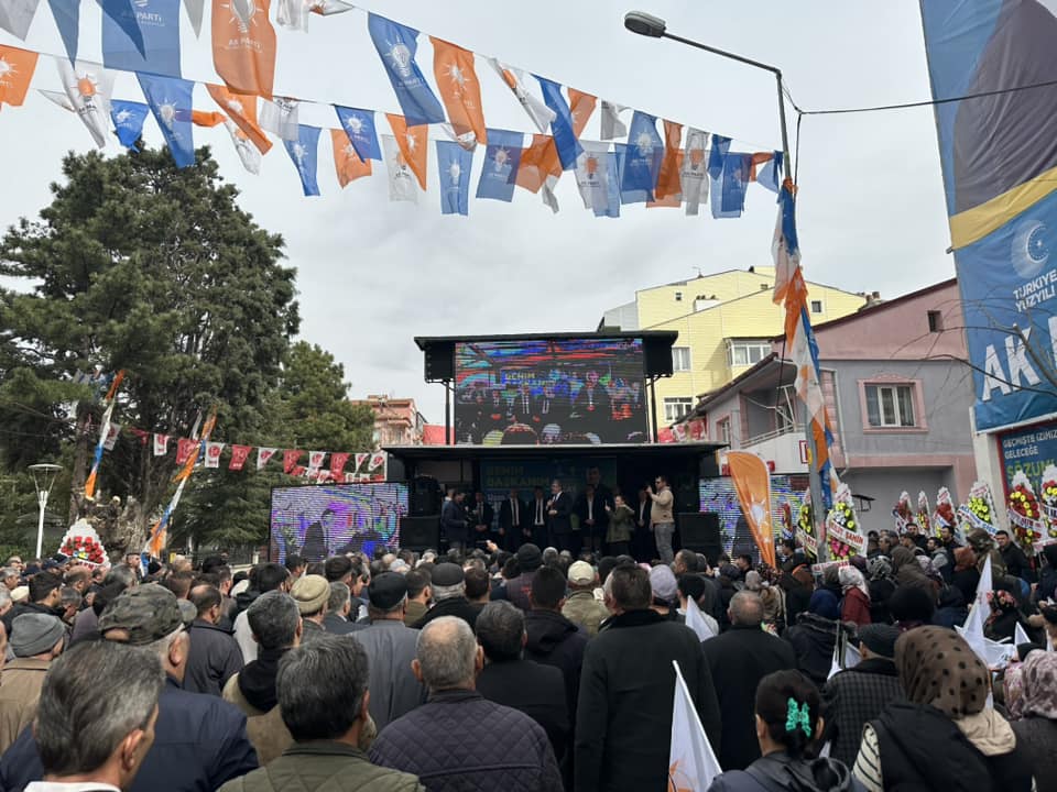 ÖZKAYA, " AFYON'A DOĞALGAZ AK PARTİ İLE GELDİ"