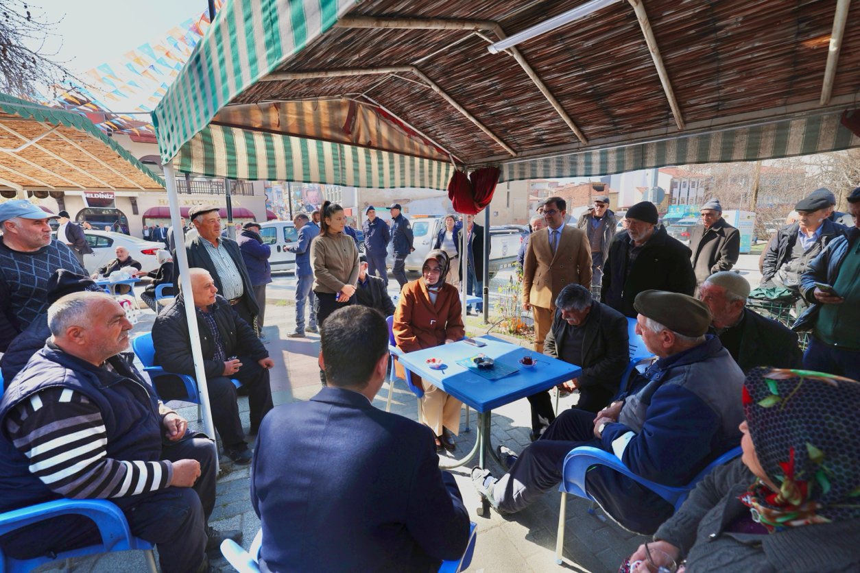 Devlet Ana'ya Bolvadin'de Kaymakam Bolat Eşlik Etti