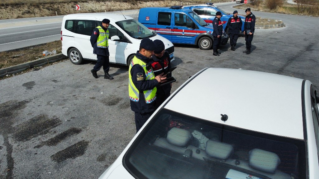 DRON DESTEKLİ TRAFİK VE ASAYİŞ DENETİMİ YAPILDI