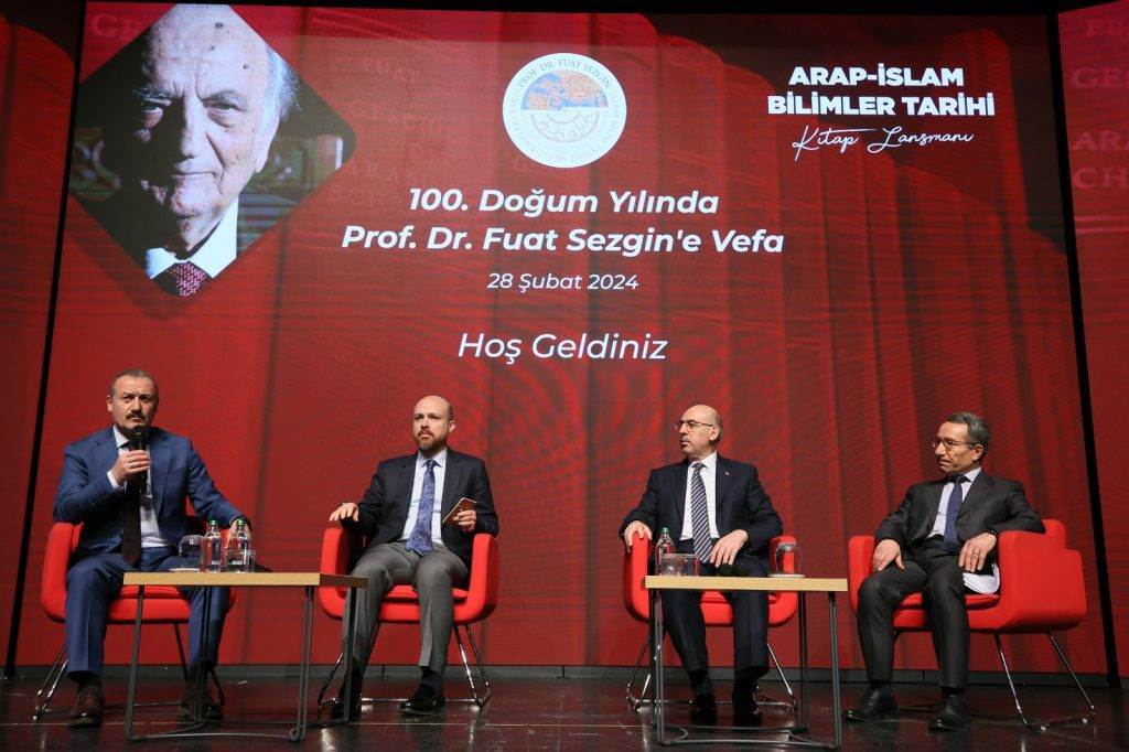 "ARAP-İSLAM BİLİMLER TARİHİ" ESERİNİN TANITIM TOPLANTISI YAPILDI