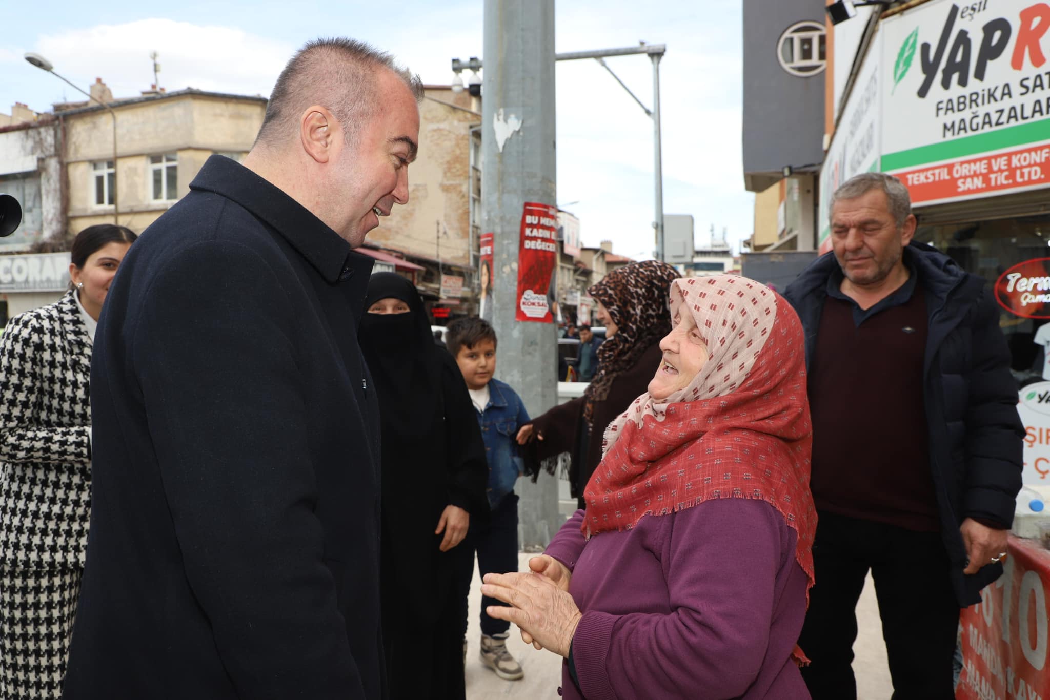 AK Parti  Belediye Başkan Adayı  Uluçay, Esnaf Ziyaretlerine Devam Ediyor