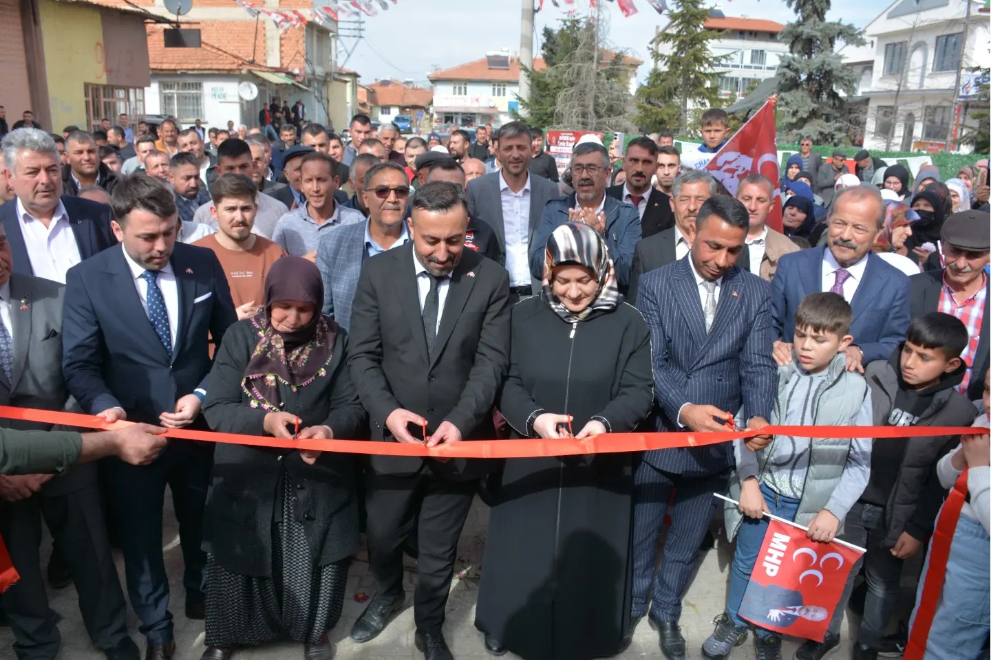 TAYTAK, “BAŞKANLARIMIZ, HERKESİN BELEDİYE BAŞKANI OLACAK”
