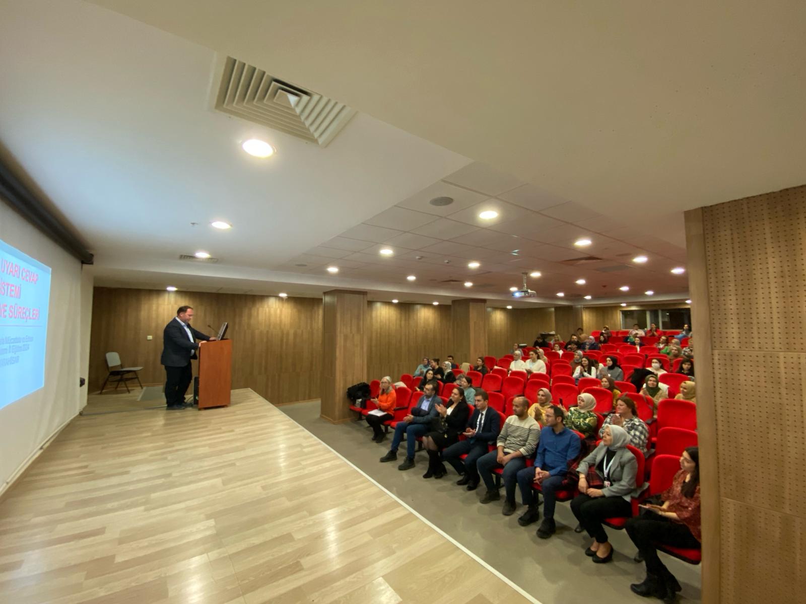 İL SAĞLIK MÜDÜRLÜĞÜNDE HİZMET İÇİ EĞİTİMLER DEVAM EDİYOR