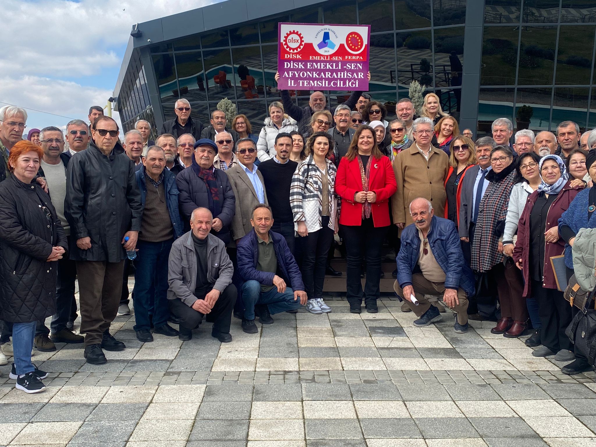 "EMEKLİ DUL VE YETİM MAAŞLARI AKP TARAFINDAN GÖRMEZDEN GELİNDİ"