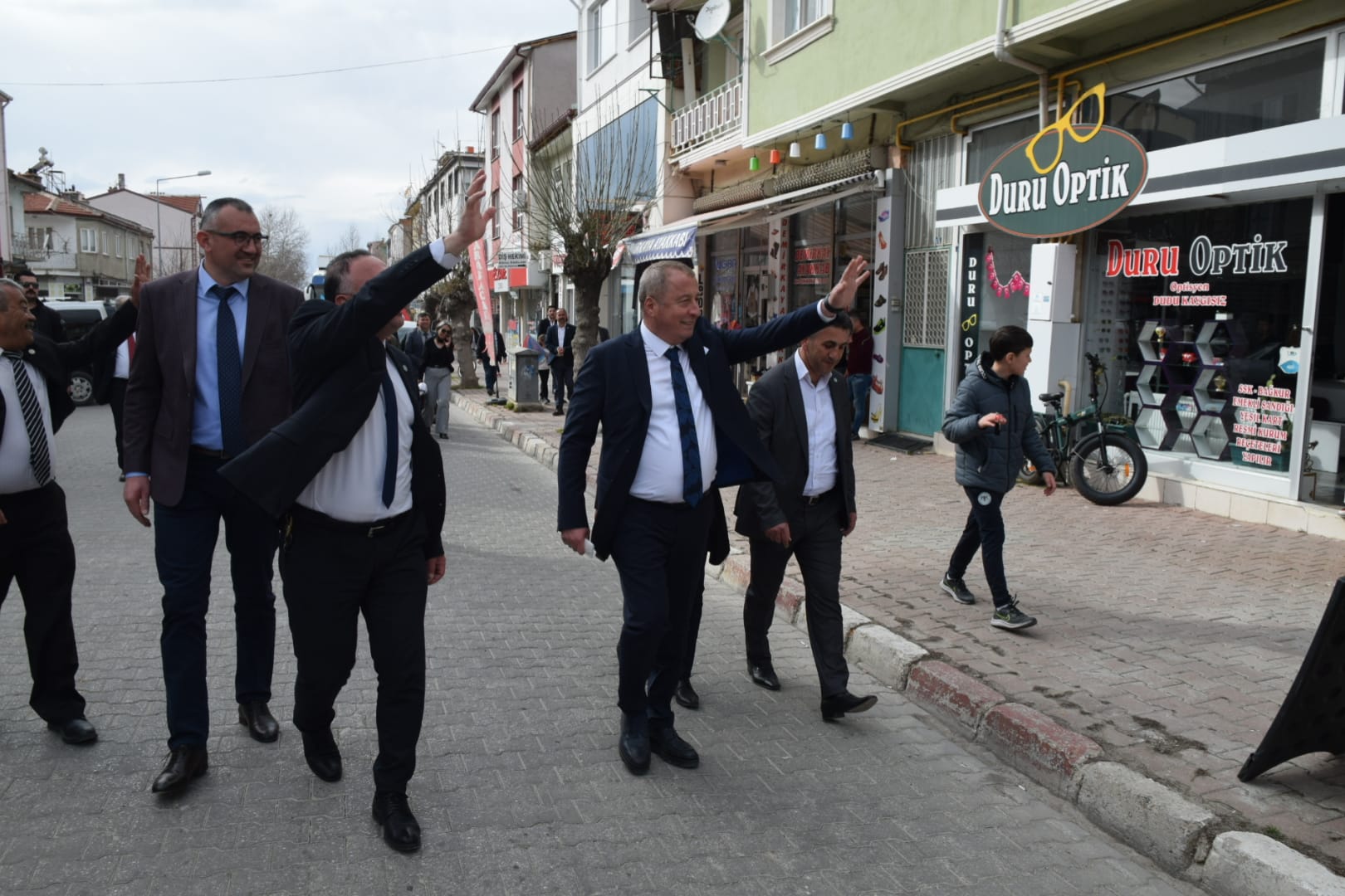 İYİ PARTİ’DEN GÖVDE GÖSTERİSİ