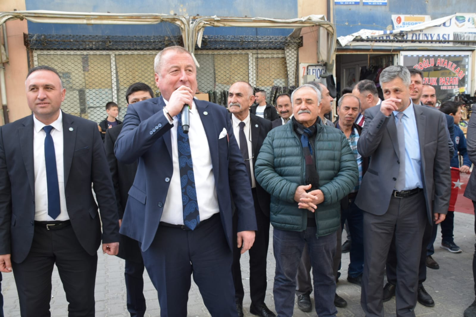 İYİ PARTİ’DEN GÖVDE GÖSTERİSİ