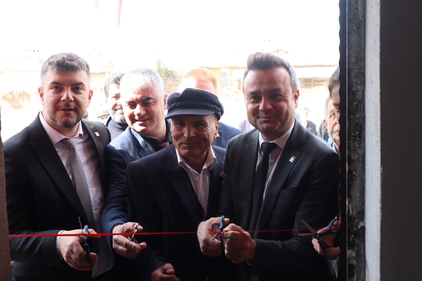 CHP SÜLÜMENLİ’DE SEÇİM KOORDİNASYON MERKEZİNİ AÇTI