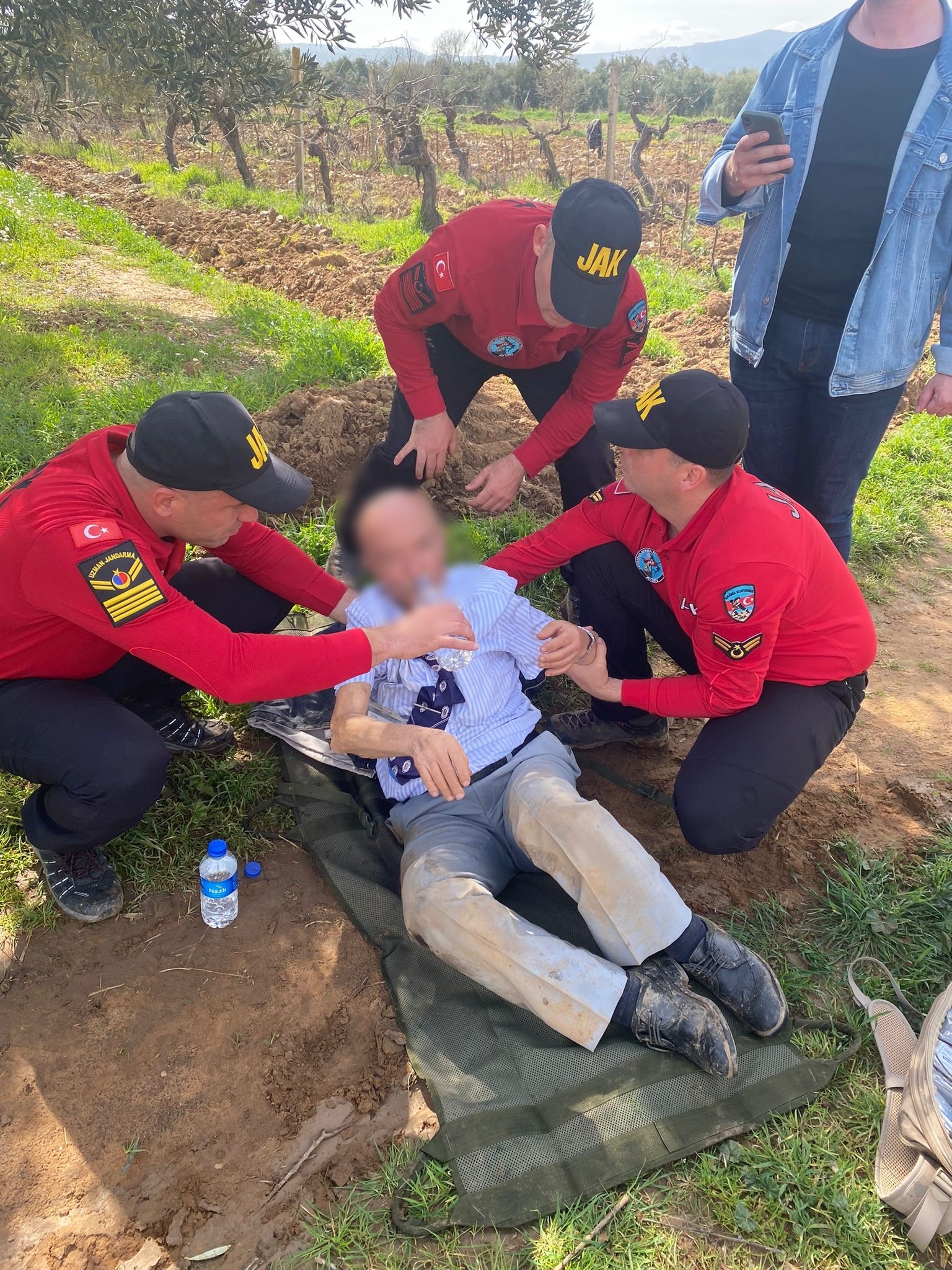 Kaybolan Emekli Diplomat Cayrokopter İle Bulundu