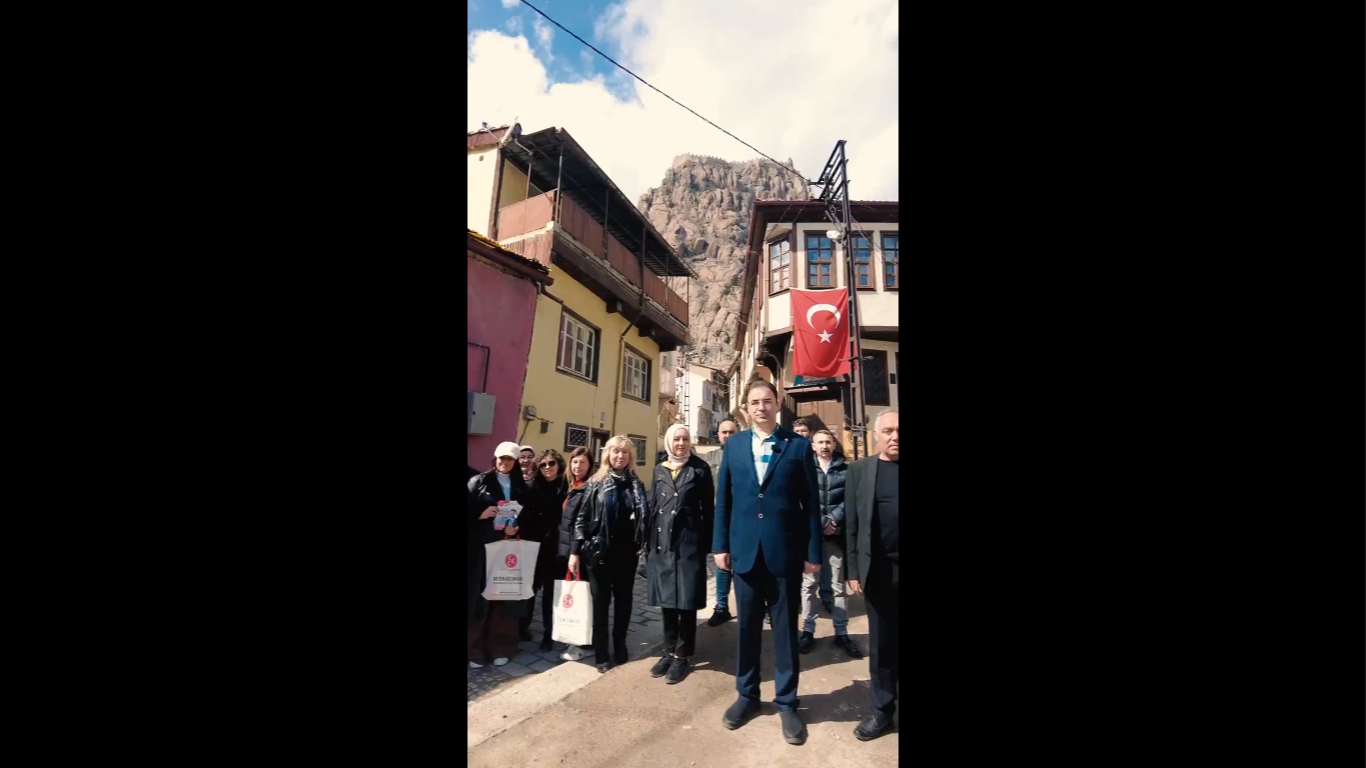 MHP'li Küçükkurt'tan Afyonlular İçin Anlamlı Paylaşım