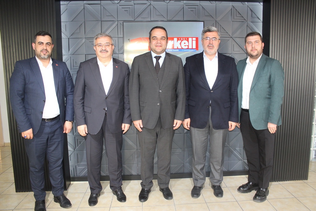 AK PARTİLİ VEKİLLERDEN ARTUK'A ZİYARET           