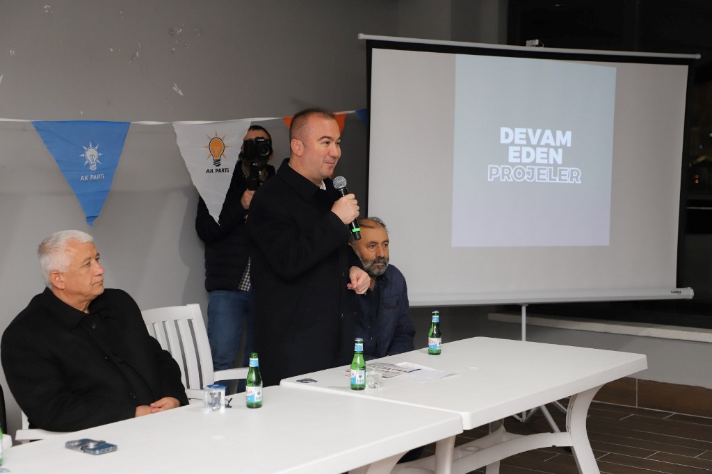 "AK PARTİ MİLLETE HİZMET DAVASIDIR"