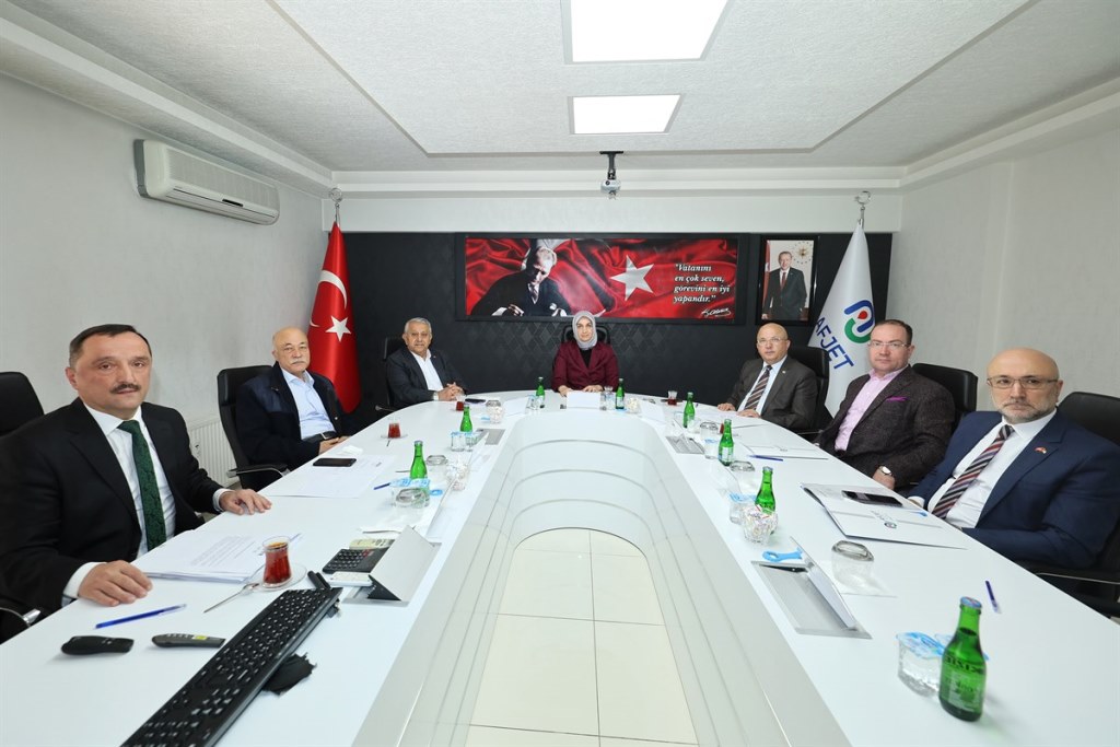 AFJET YÖNETİM KURULU TOPLANTISI, VALİ YİĞİTBAŞI BAŞKANLIĞINDA YAPILDI